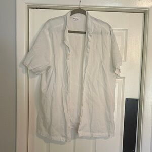 Men’s Gap White Linen Short Sleeve Button Up (XL)